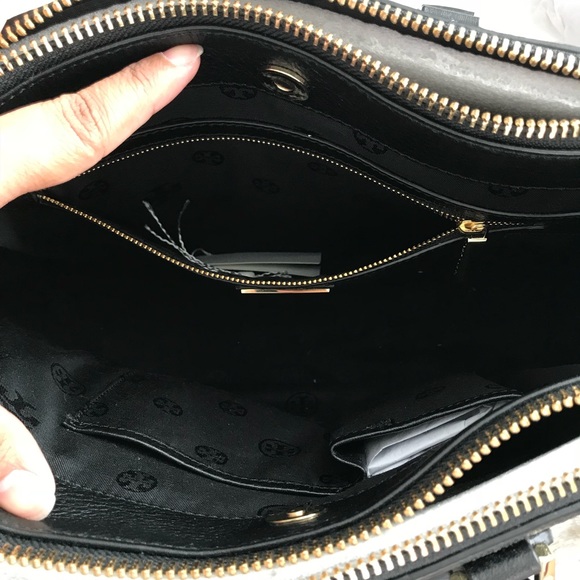 Authentic Tory Burch Robinson Pebbled Square tote - Picture 7 of 8